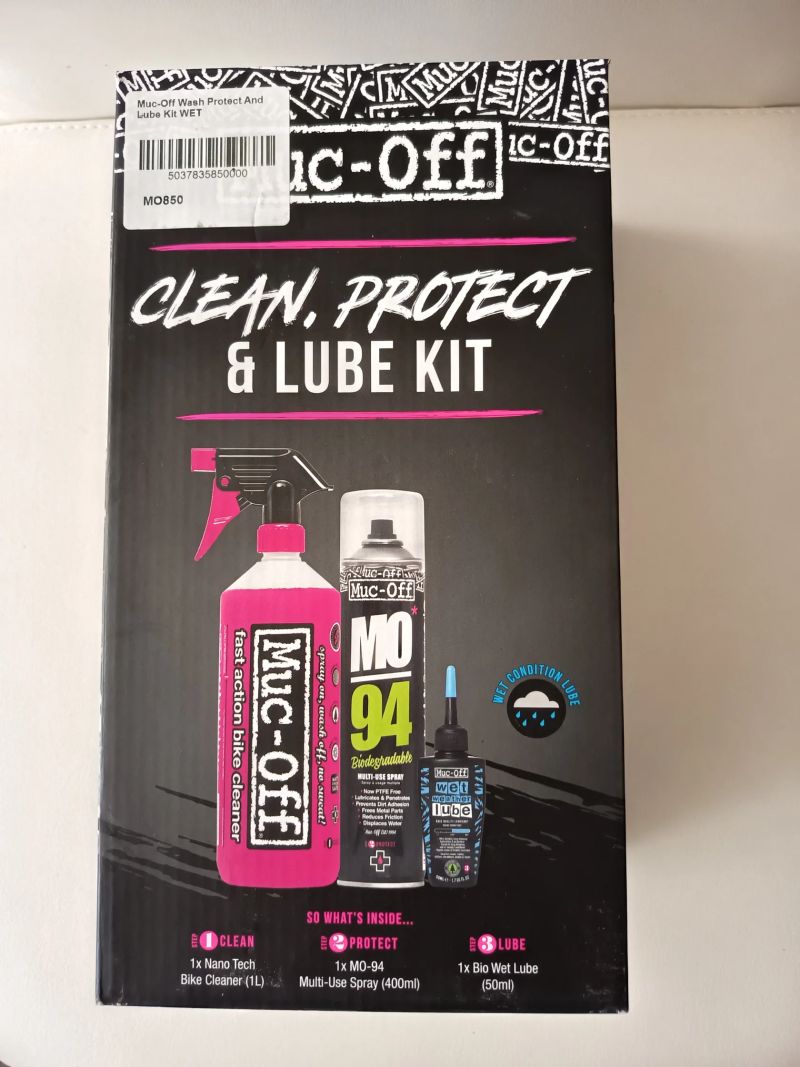 Muc-off čistící a mazací set