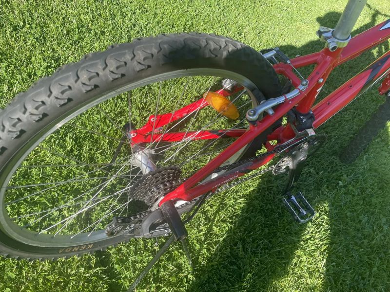 Specialized Hotrock 24