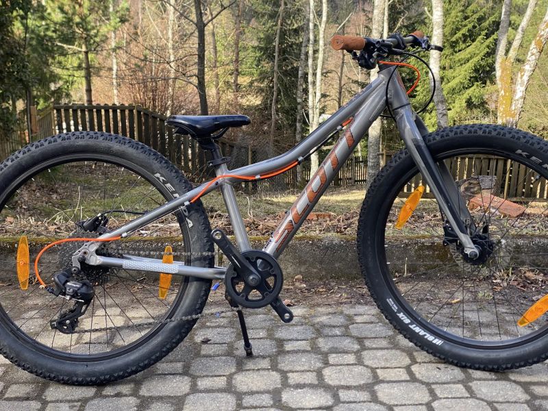 Scott Roxter a Contessa 24, Specialized Riprock, Commencal Meta 24, Cube Acid 24, 