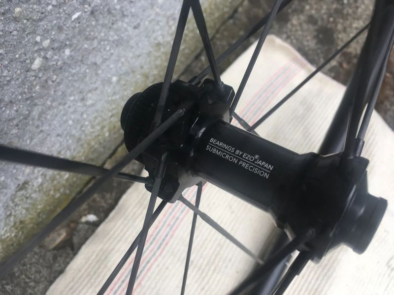 HUNT 32 Aerodynamicist UD Carbon Spoke Disc Wheelset / XDR