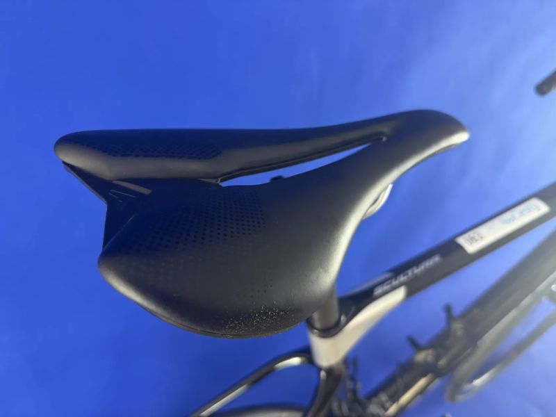 Merida Scultura 6000 Di2 elektrické řaz. 2x12 - kolo číslo 31 vel. M (54cm) pro postavy 175 - 182cm