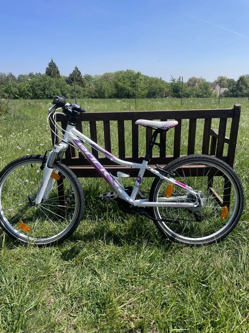 Rock Machine Catherine