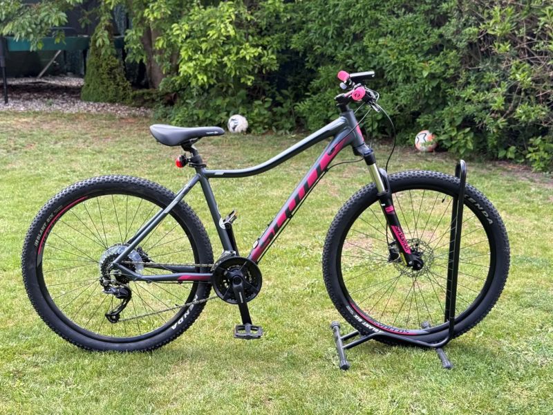 Scott Contessa 720