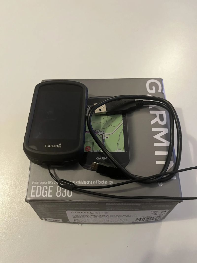 Garmin edge 830