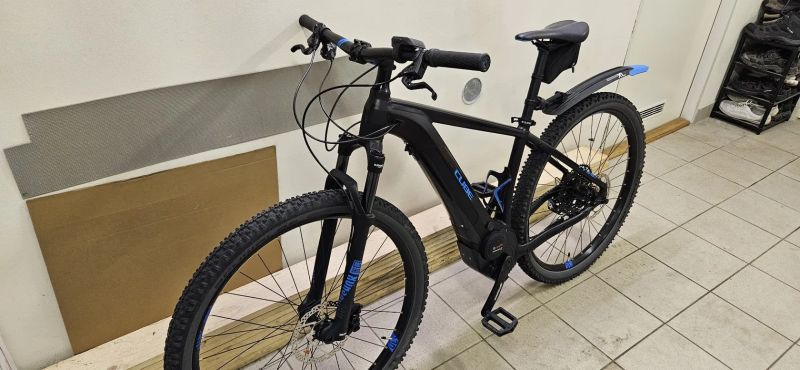 Cube CUBE REACTION HYBRID EAGLE 500 29" Black'n'blue