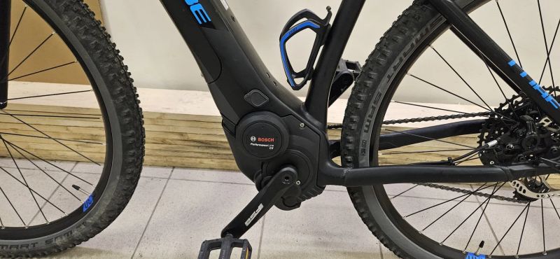 Cube CUBE REACTION HYBRID EAGLE 500 29" Black'n'blue
