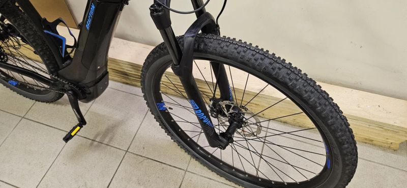Cube CUBE REACTION HYBRID EAGLE 500 29" Black'n'blue