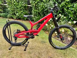 YT Industries Tues CF PRO