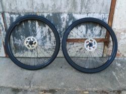 WTB ST i25 TCS s plášti WTB Resolute TCS Light - 700x42c a kotouči Shimano 160mm RT70