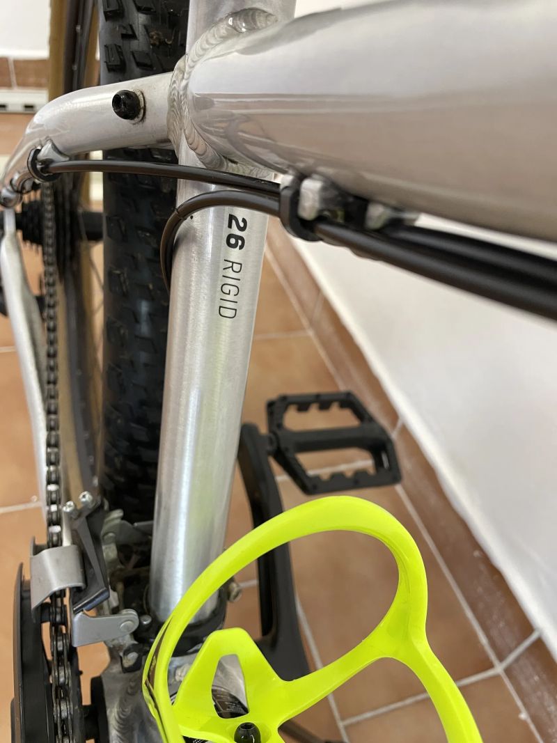 26" juniorské horské kolo Scott Scale 26 Rigid rám XS 13"