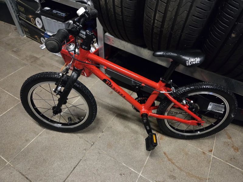 Téměř nejete kolo KUBIKES 16" R.V 2024