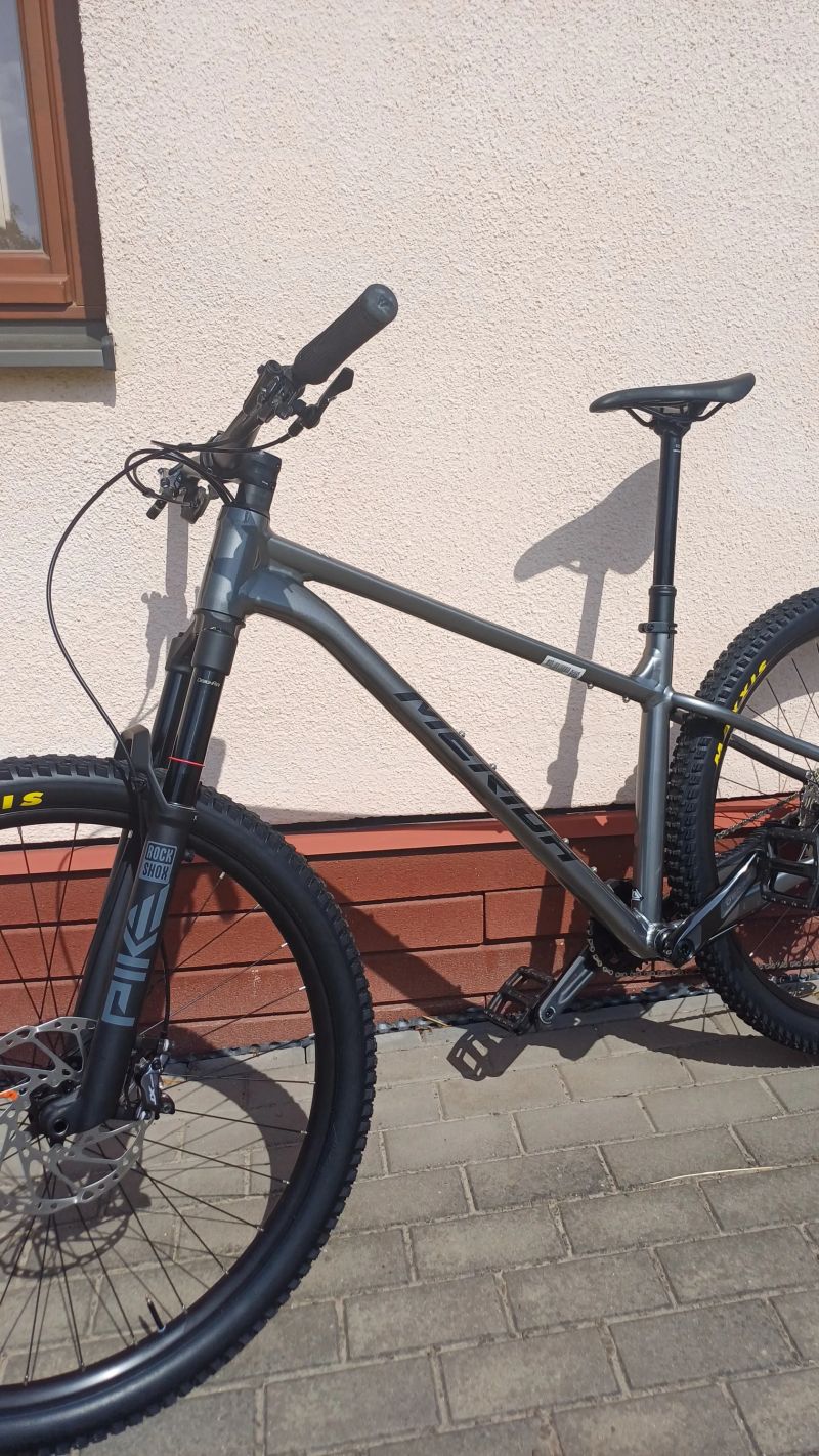 Zánovní trailové kolo MERIDA Big. Trail 600 / XT / PIKE / najeto do 150 km