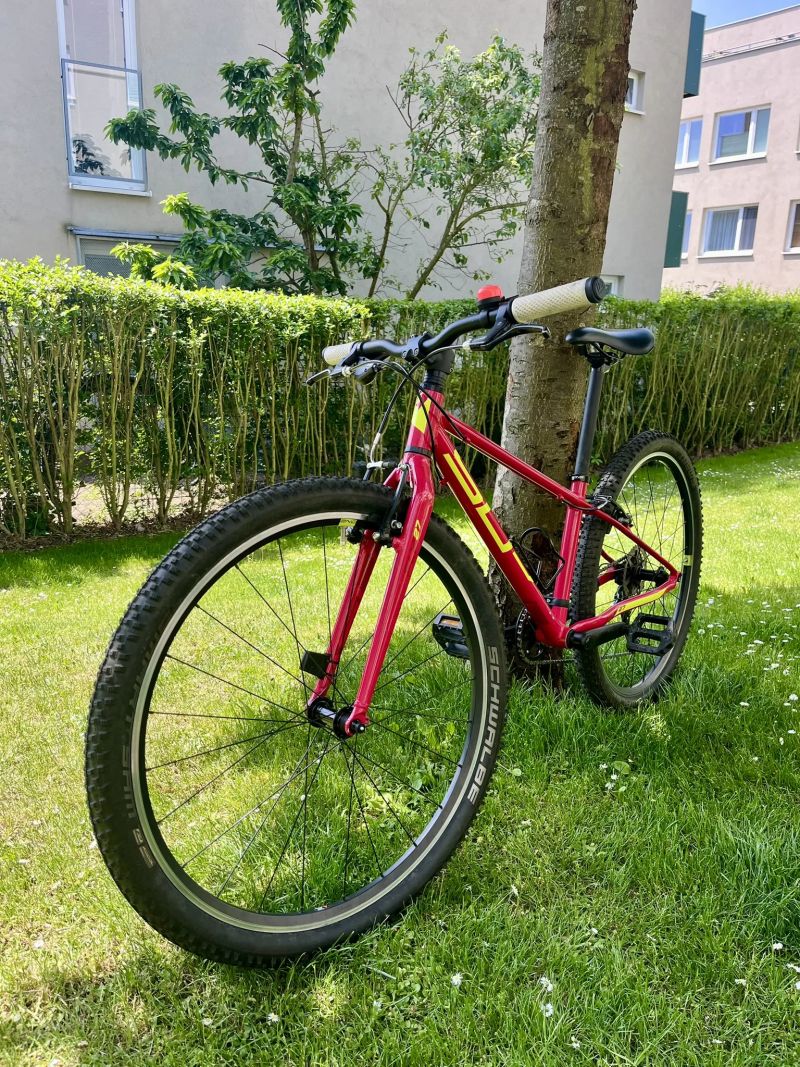 Juniorské kolo Specialized FLY 27