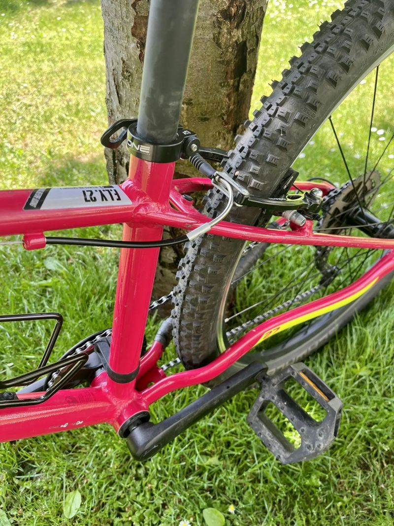 Juniorské kolo Specialized FLY 27