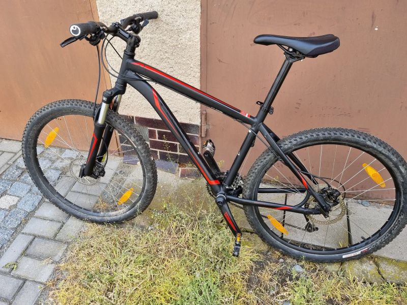 Specialized, starší horské kolo
