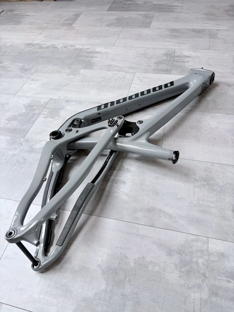 Propain Spindrift 4 CF mullet vel. L