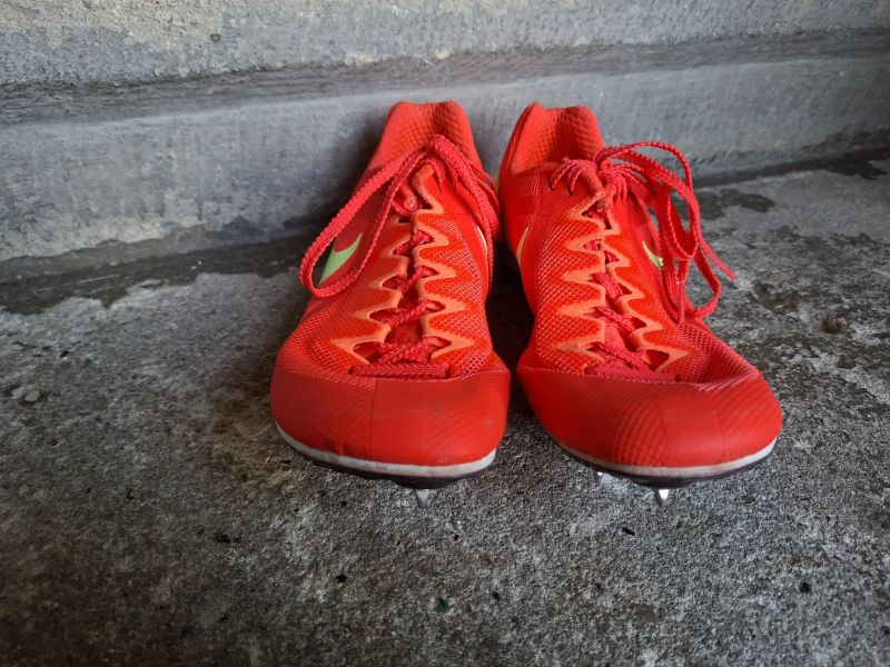 Běžecké tretry Nike Rival vel: 40 (25 cm)