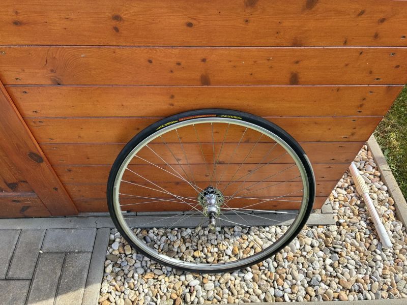 Zadní výplet s nábojem a kazetou Campagnolo