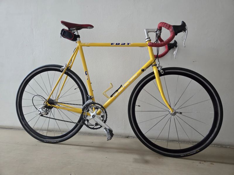 Silniční kolo Fořt - vel. 60 cm - Campagnolo Veloce - nové pláště Continental
