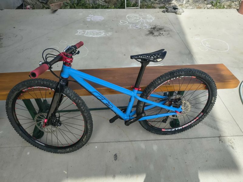 Lehké závodní 26" kolo RB KID 125 (8.6 kg) pro děti do 145 cm