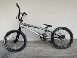 Bikrosové kolo Meybo Holeshot PRO 23"