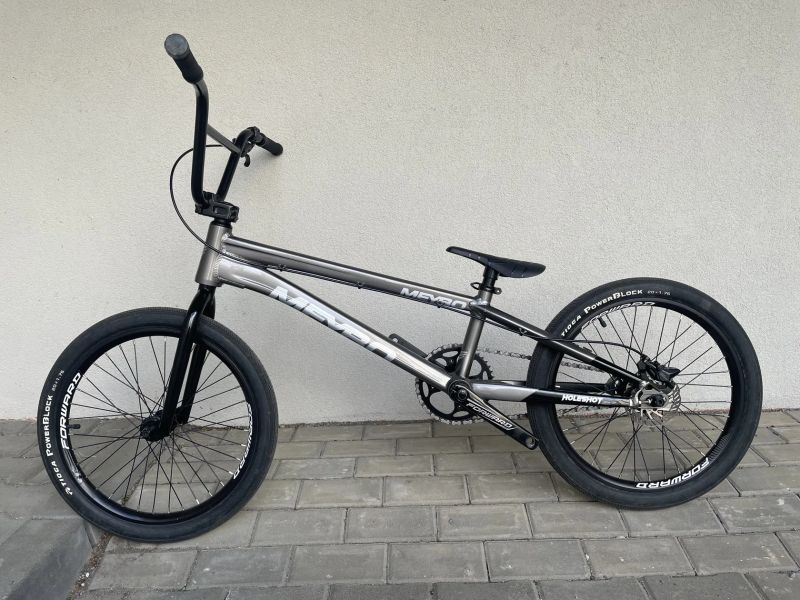 Bikrosové kolo Meybo Holeshot PRO 23"