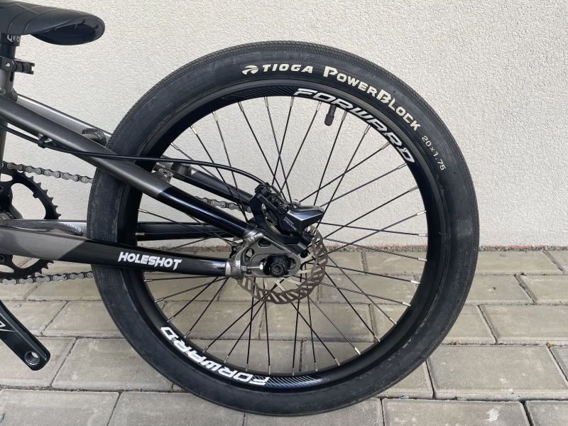 Bikrosové kolo Meybo Holeshot PRO 23"