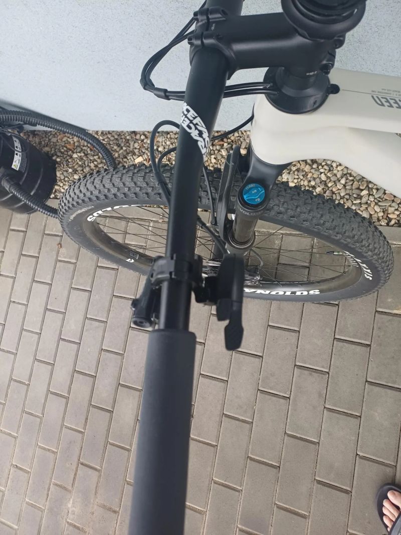 Canyon Exceed CF 7