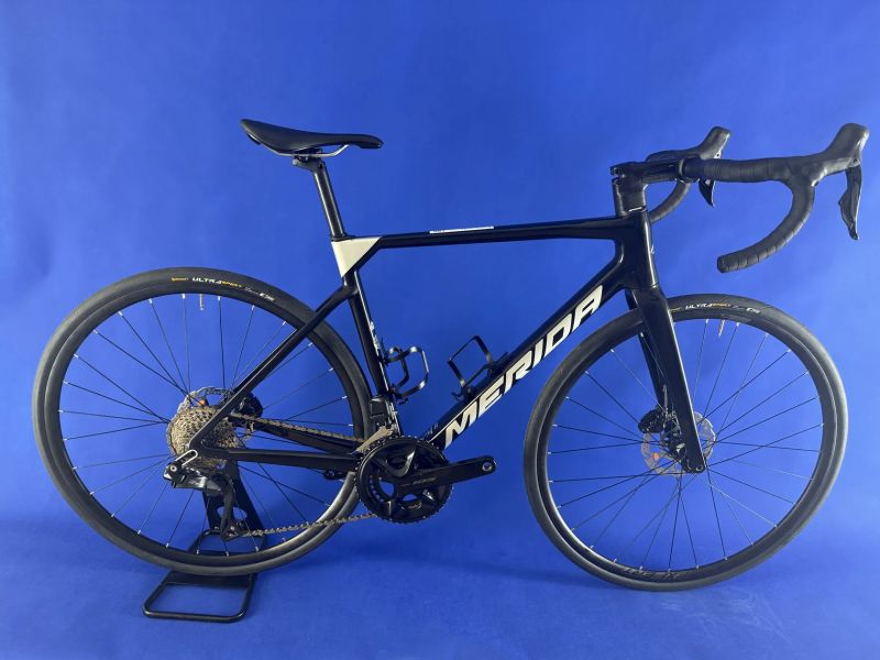Merida Scultura 6000 Di2 elektrické řaz. 2x12 - kolo číslo 15. vel. M (54cm) pro postavy 175 - 182cm