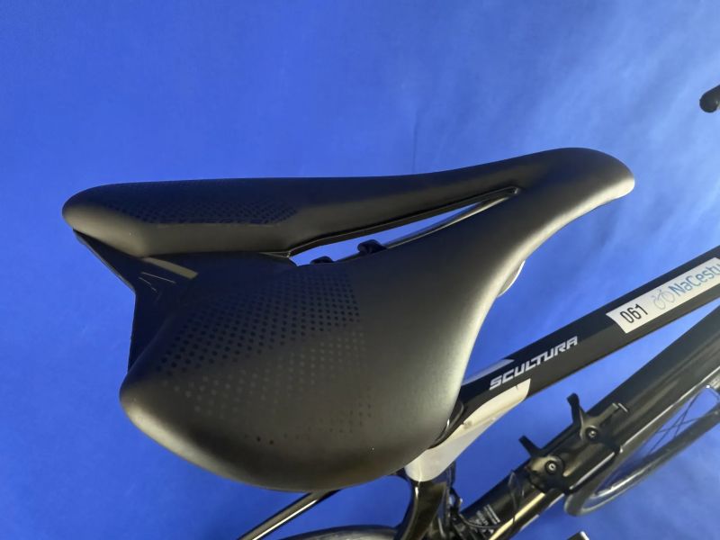 Merida Scultura 6000 Di2 elektrické řaz. 2x12 - kolo číslo 15. vel. M (54cm) pro postavy 175 - 182cm