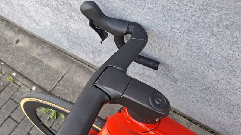 Trek Madone SL6 vel. 54