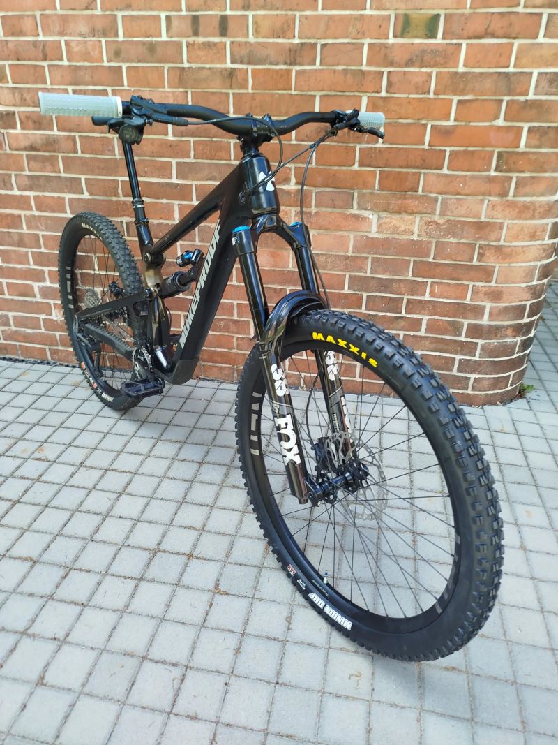 Nukeproof Mega 290 Carbon