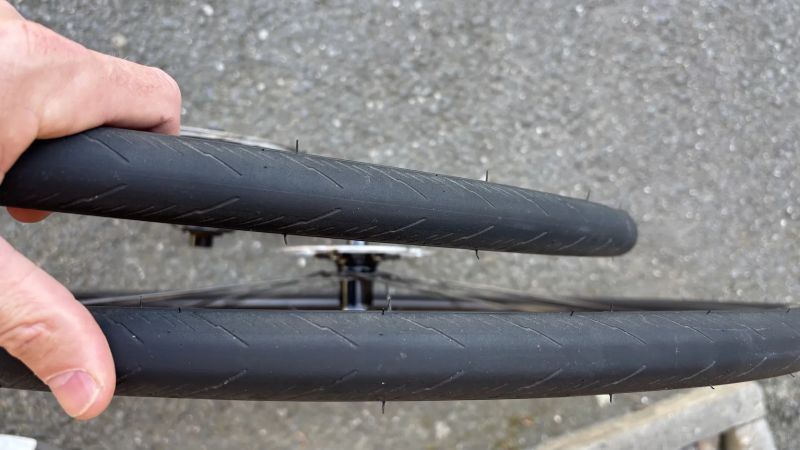 ZAPLETENA KOLA silnicni set (Dt swiss)