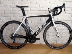 ISAAC MESON na Shimano ULTEGRA, 58cm. PC 130.000 Kč