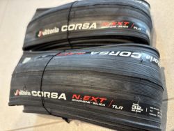 2x nové pláště VITTORIA Corsa N.EXT Graphene 2.0 TLR - 700 x 32C