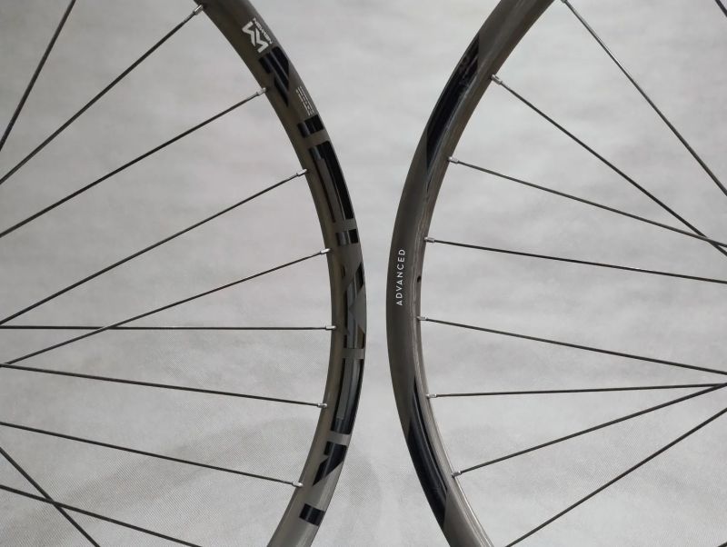 Newmen Advanced SL X.A.30 (XC / Trail) - 1350g 