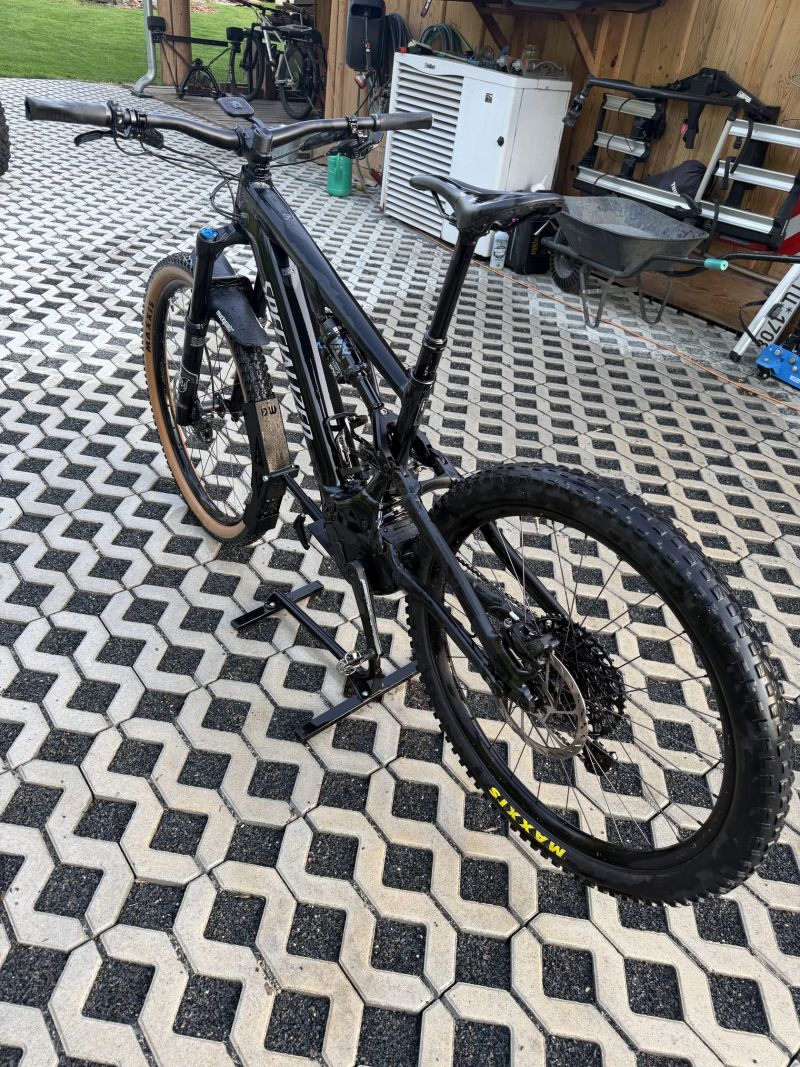 Specialized Turbo Levo Comp Alloy – full suspension e-MTB