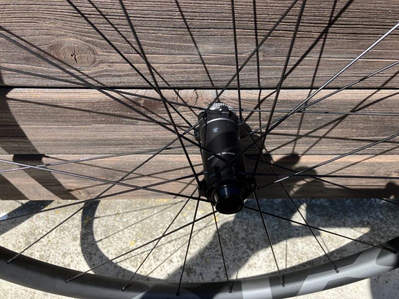 Nová Shimano XTR WH-M9200 microspline 12 speed - nejlehčí kola na trhu