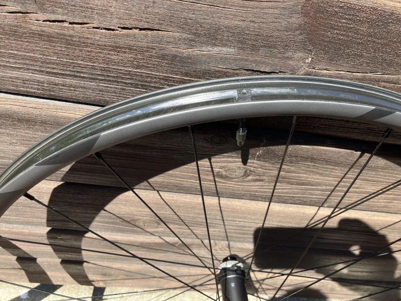 Nová Shimano XTR WH-M9200 microspline 12 speed - nejlehčí kola na trhu