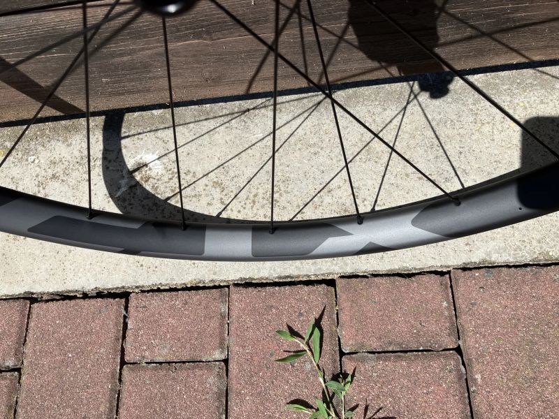 Nová Shimano XTR WH-M9200 microspline 12 speed - nejlehčí kola na trhu