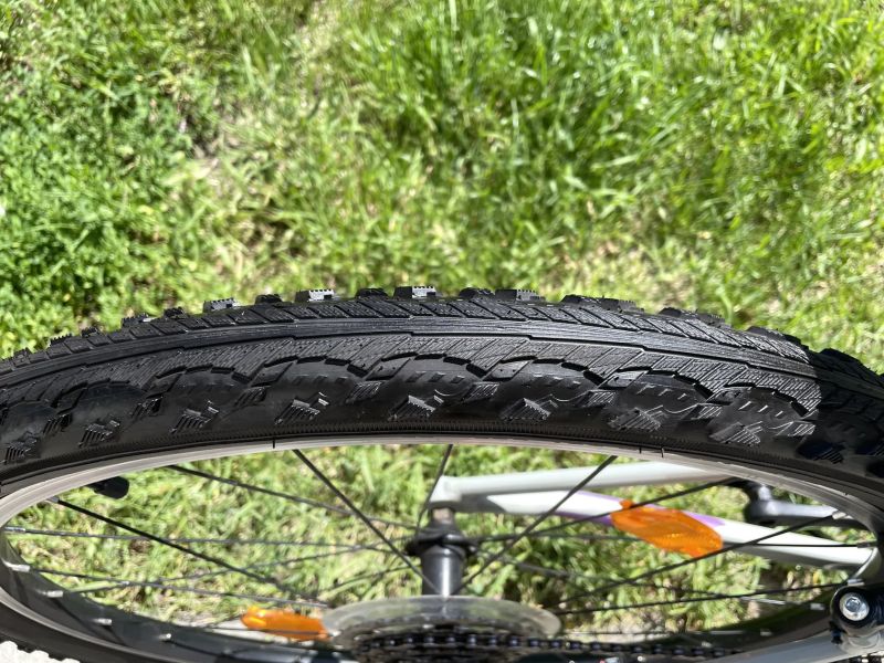 26" lehké dívčí kolo Rock Machine Thunder jak nové rám XS 14"