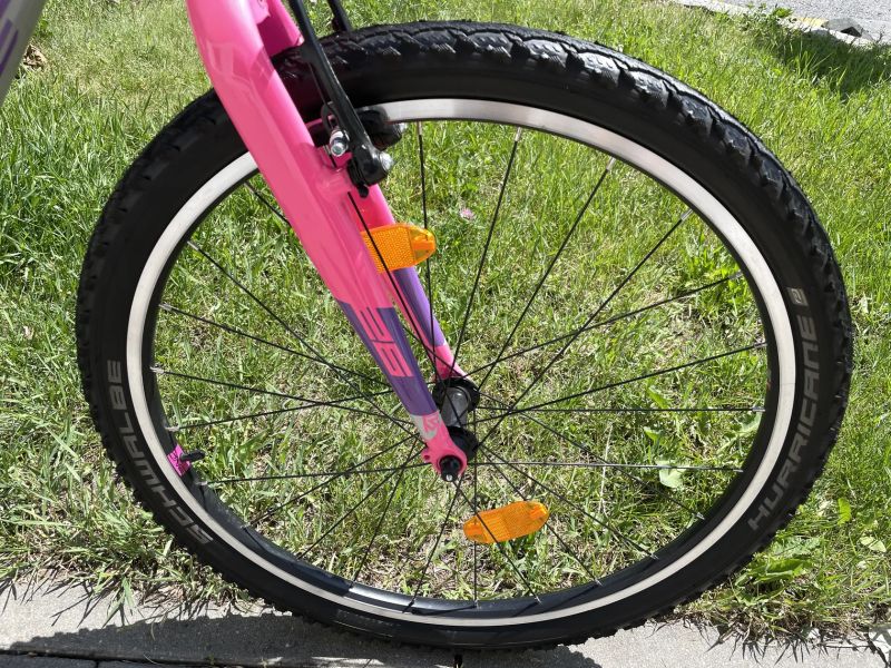 26" lehké dívčí kolo Rock Machine Thunder jak nové rám XS 14"