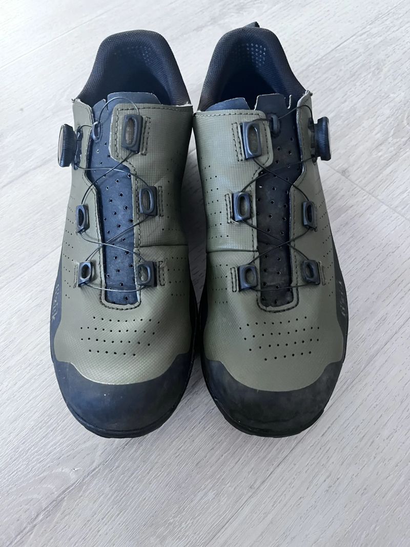 MTB tretry Fizik 