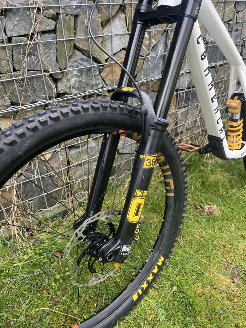 Commencal Supreme v5
