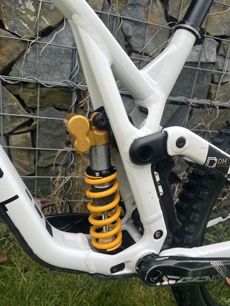 Commencal Supreme v5