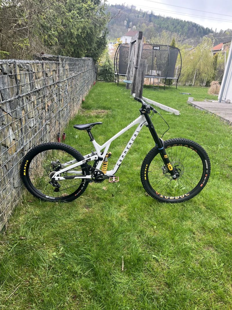 Commencal Supreme v5
