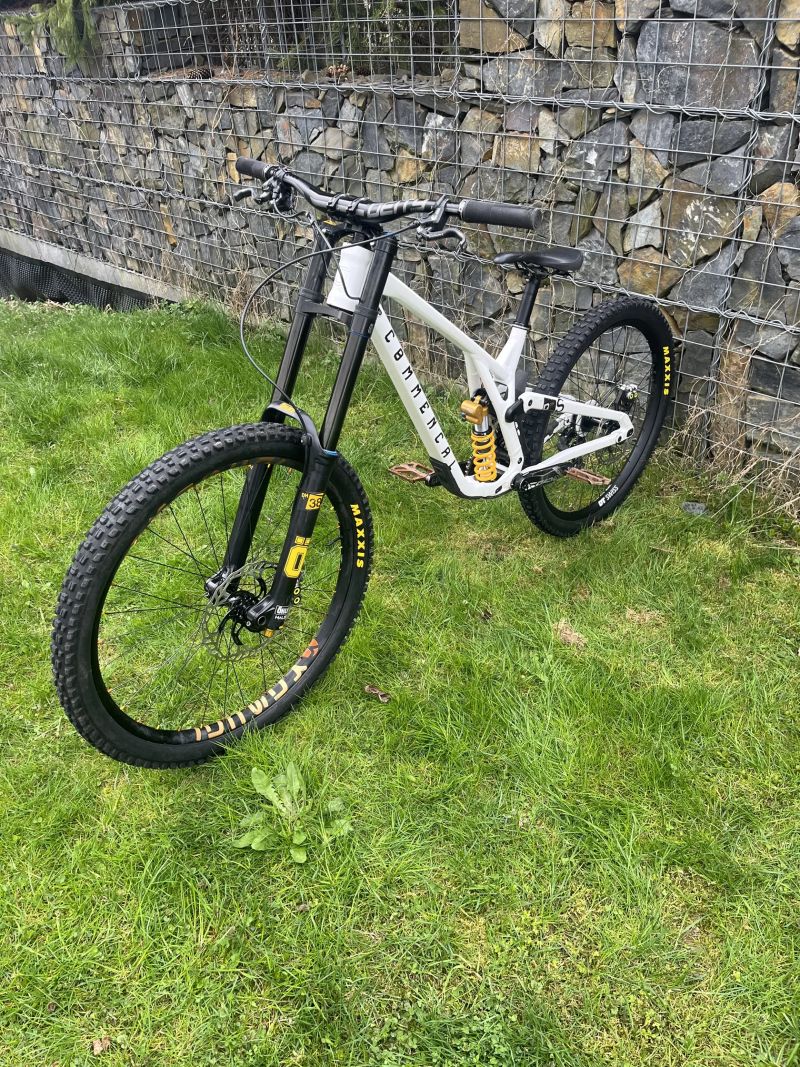 Commencal Supreme v5