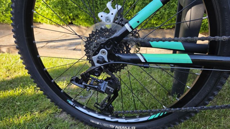 Dětské kolo 24" Rockrider 700 Decathlon jako NOVÉ nevyužité.