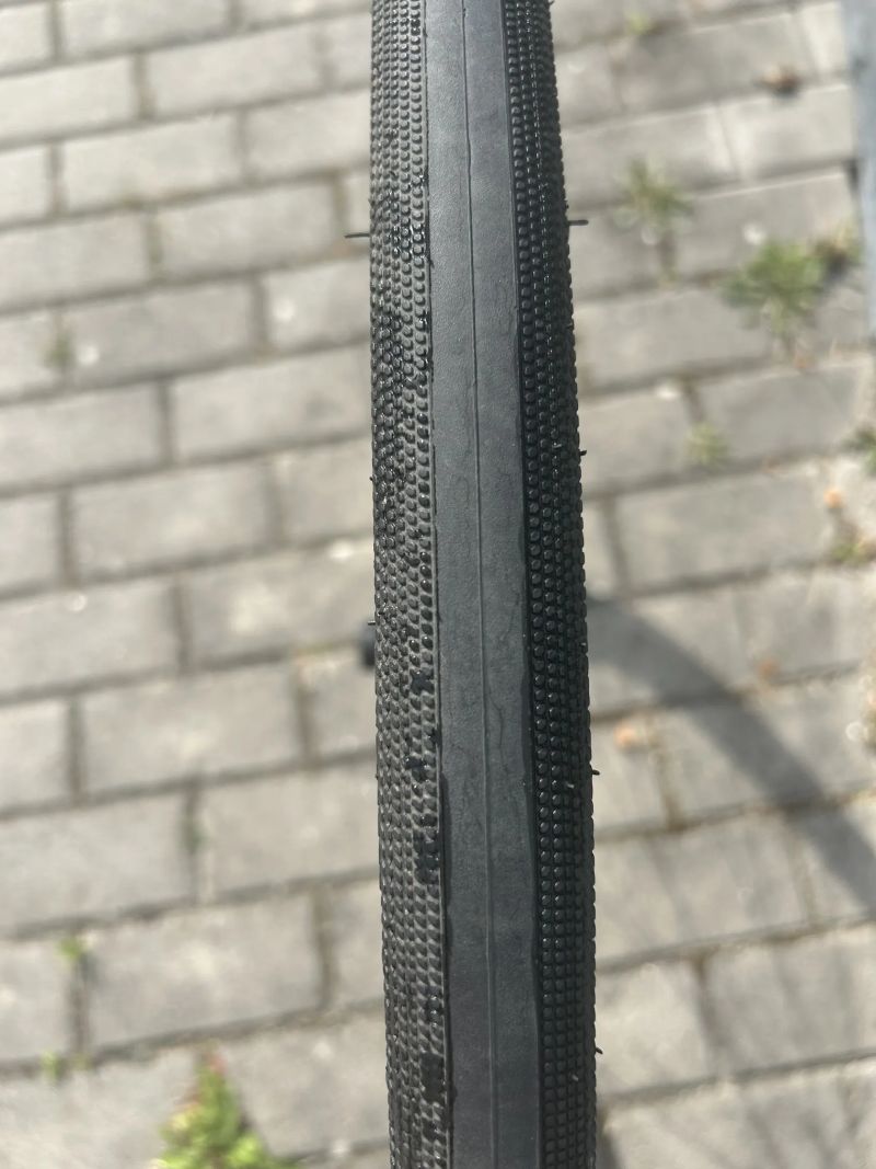 Bontrager Paradigm SL TLR 700C