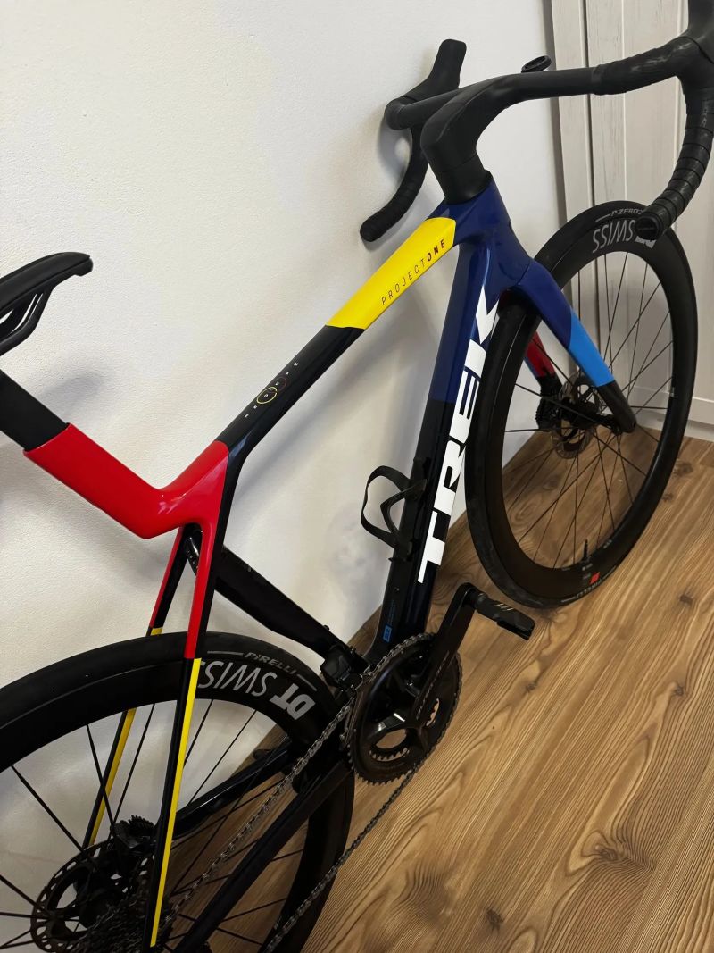 Trek Madone SLR Gen 8, Dura-ace Di2 2x12, vel. M-L, váha 6,85kg